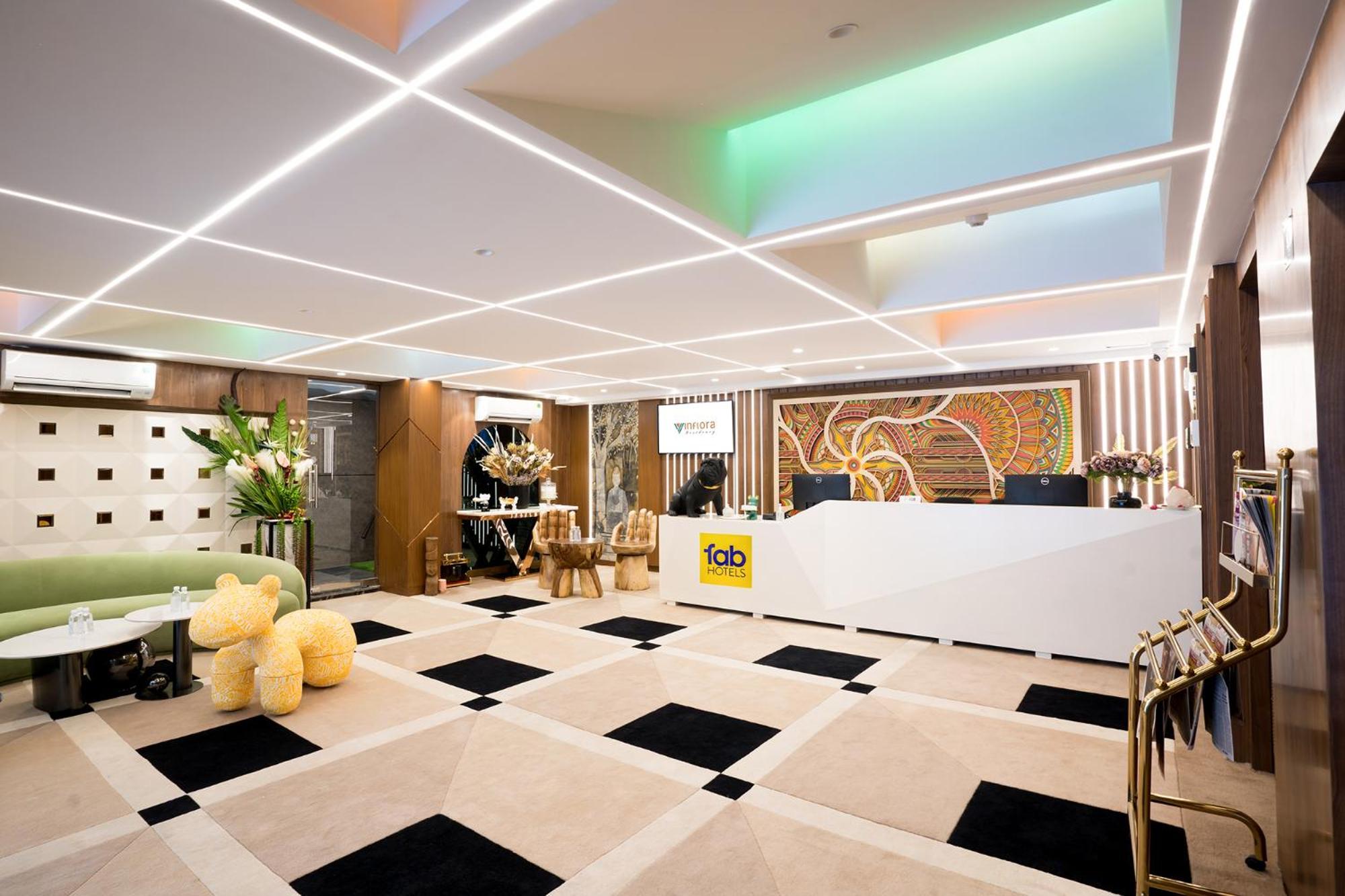 Oriva Vinflora Residency - Nr Lv Prasad Hospital, Banjara Hills Hotel Hyderabad Exterior photo