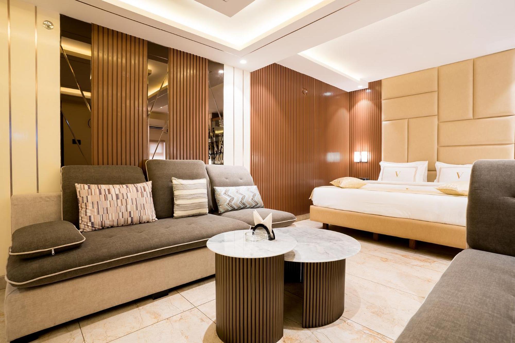 Oriva Vinflora Residency - Nr Lv Prasad Hospital, Banjara Hills Hotel Hyderabad Exterior photo