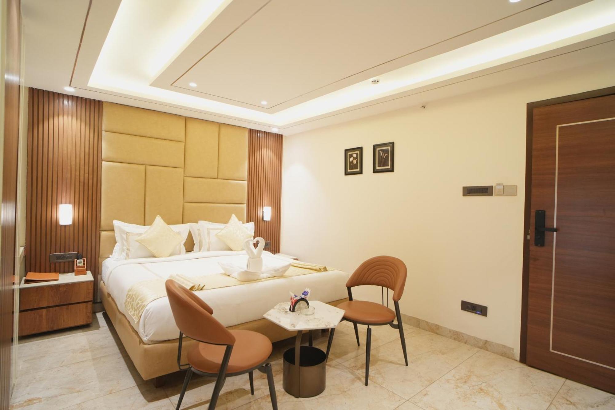 Oriva Vinflora Residency - Nr Lv Prasad Hospital, Banjara Hills Hotel Hyderabad Exterior photo