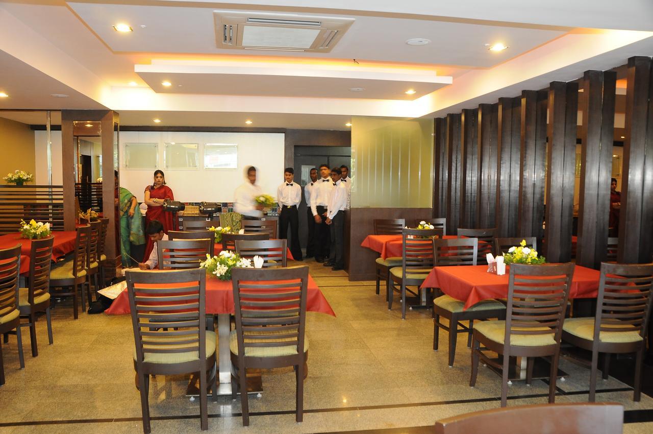 Oriva Vinflora Residency - Nr Lv Prasad Hospital, Banjara Hills Hotel Hyderabad Exterior photo