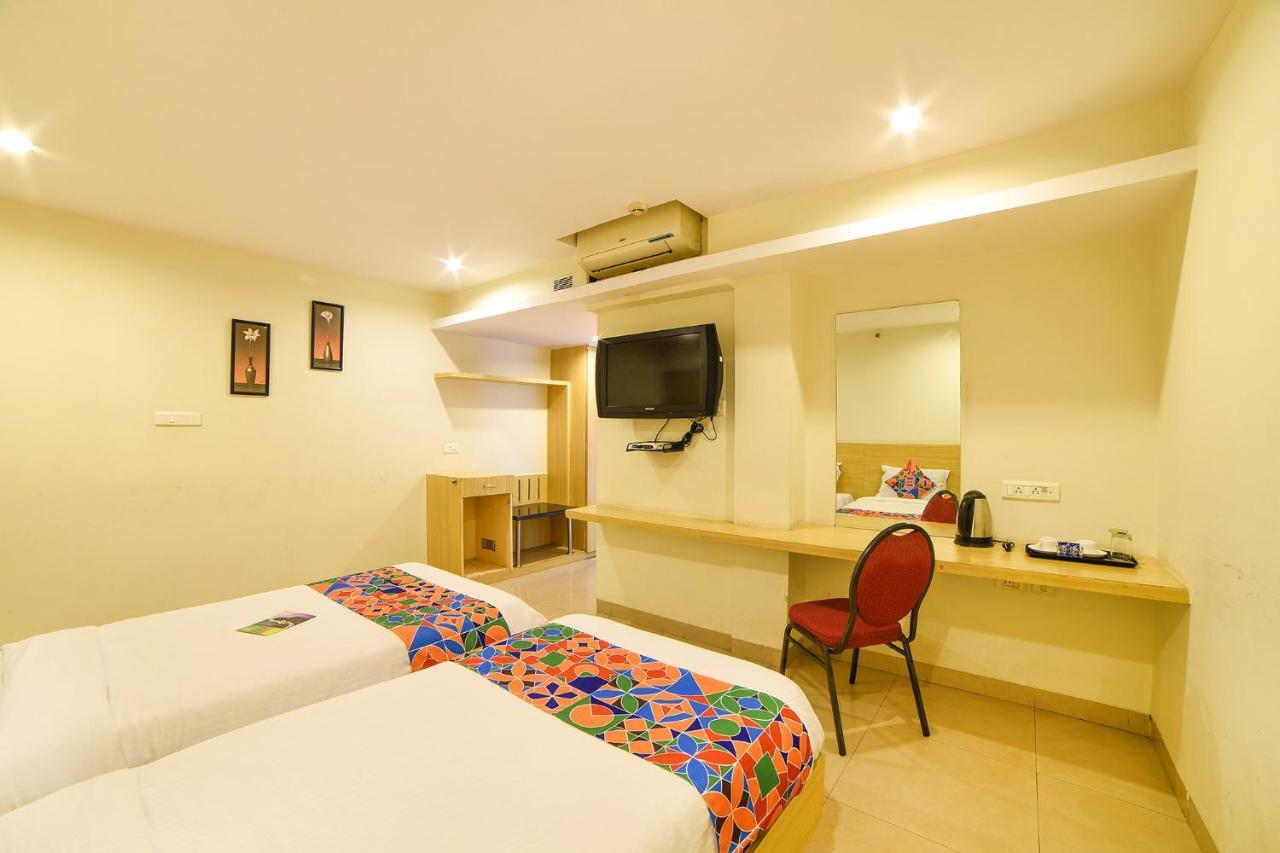 Oriva Vinflora Residency - Nr Lv Prasad Hospital, Banjara Hills Hotel Hyderabad Exterior photo